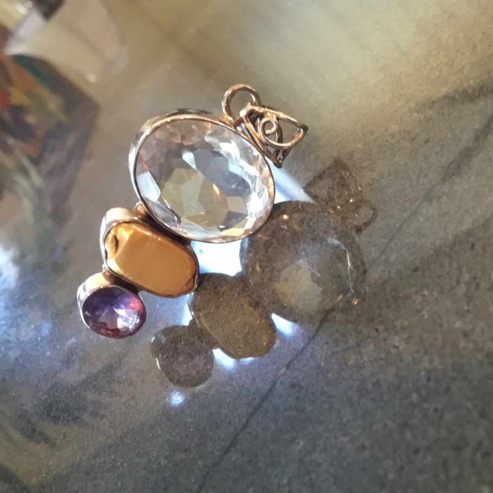 925 silver pendant with semi precious stones.